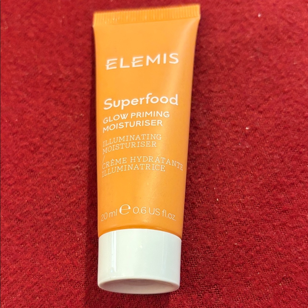 ELEMIS Superfood Moisturiser in Bright Orange